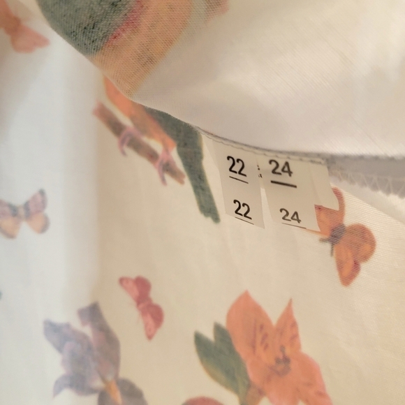 Lady Voluptuous ( Lady V) Vintage Inspired Birds & Butterfly Print Midi Length - Picture 5 of 13